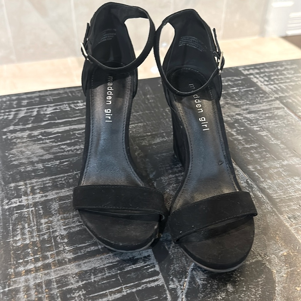 Madden Girl Willow Wedge